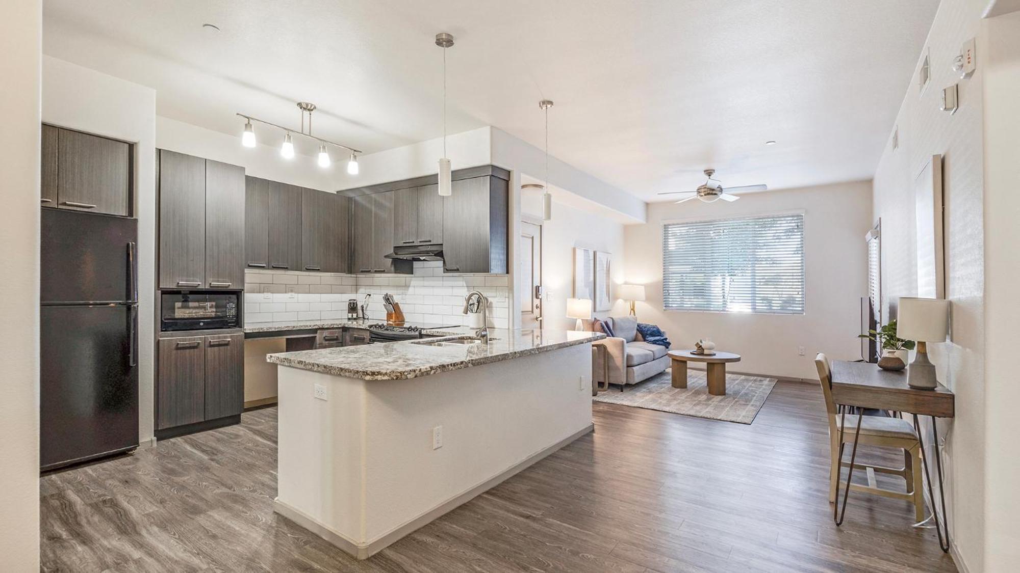Velaire Apartments By Barsala Glendale Bagian luar foto